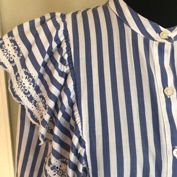 GAP Striped Ruffled Shirt - Picture 4 of 9